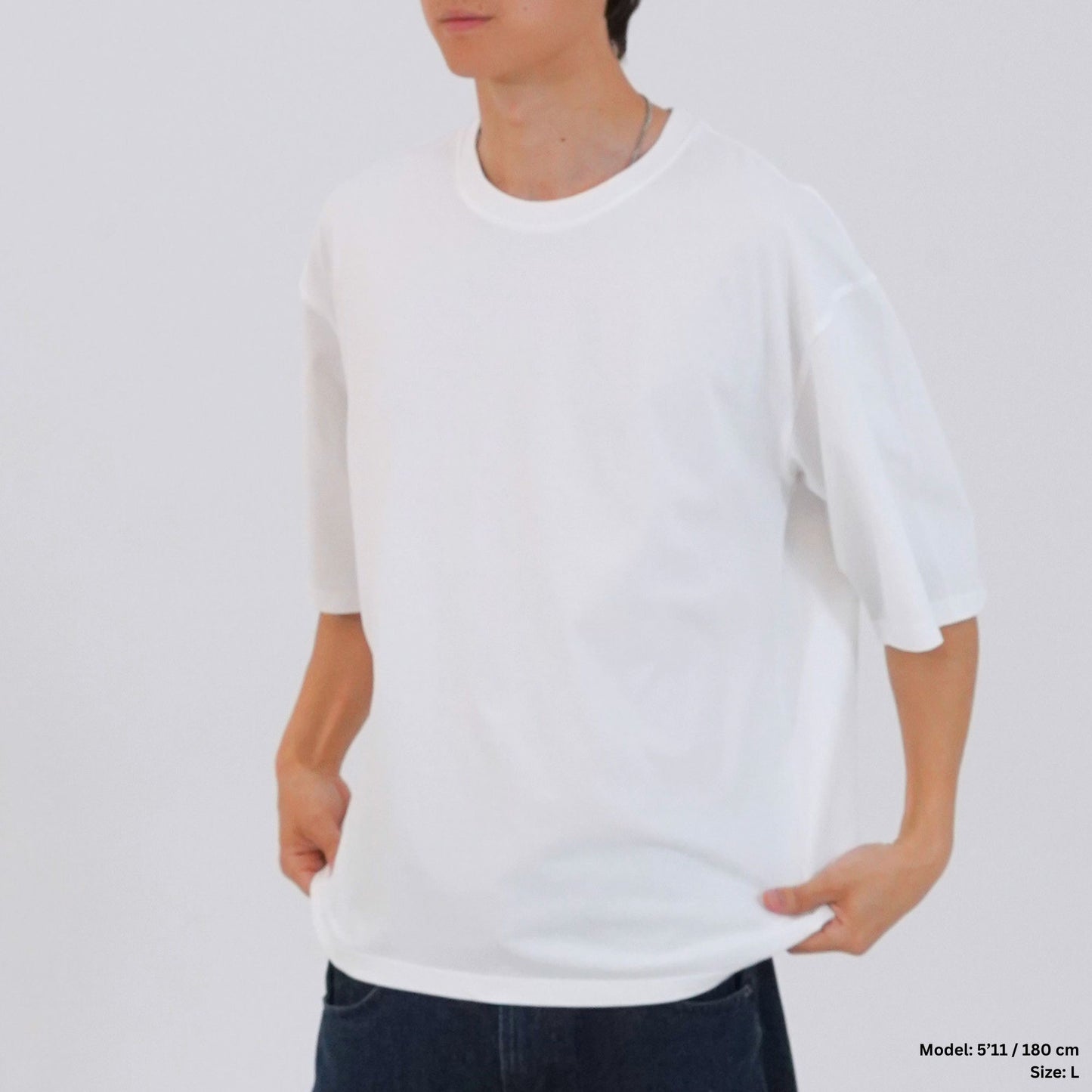 Aira w Weird Buns T-Shirt