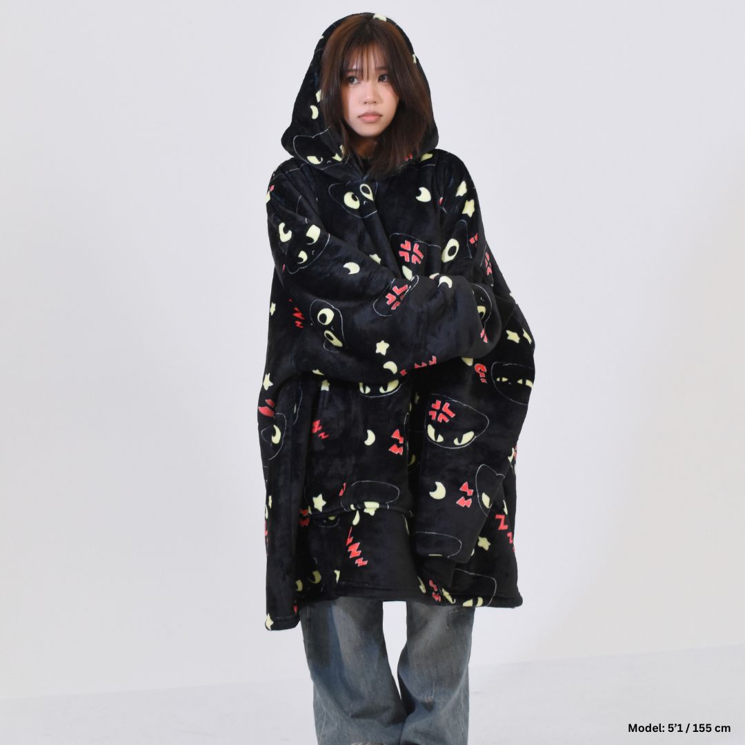 Arthur Giant Wearable Blanket – OFF SCRIPT